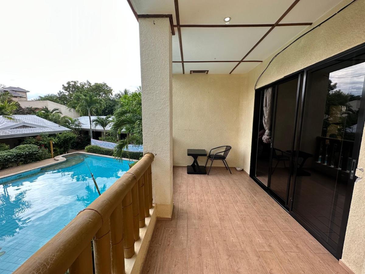 Alona Park Residence - 3 Bedroom Apartment- Alex And Jesa Unit Panglao Dış mekan fotoğraf